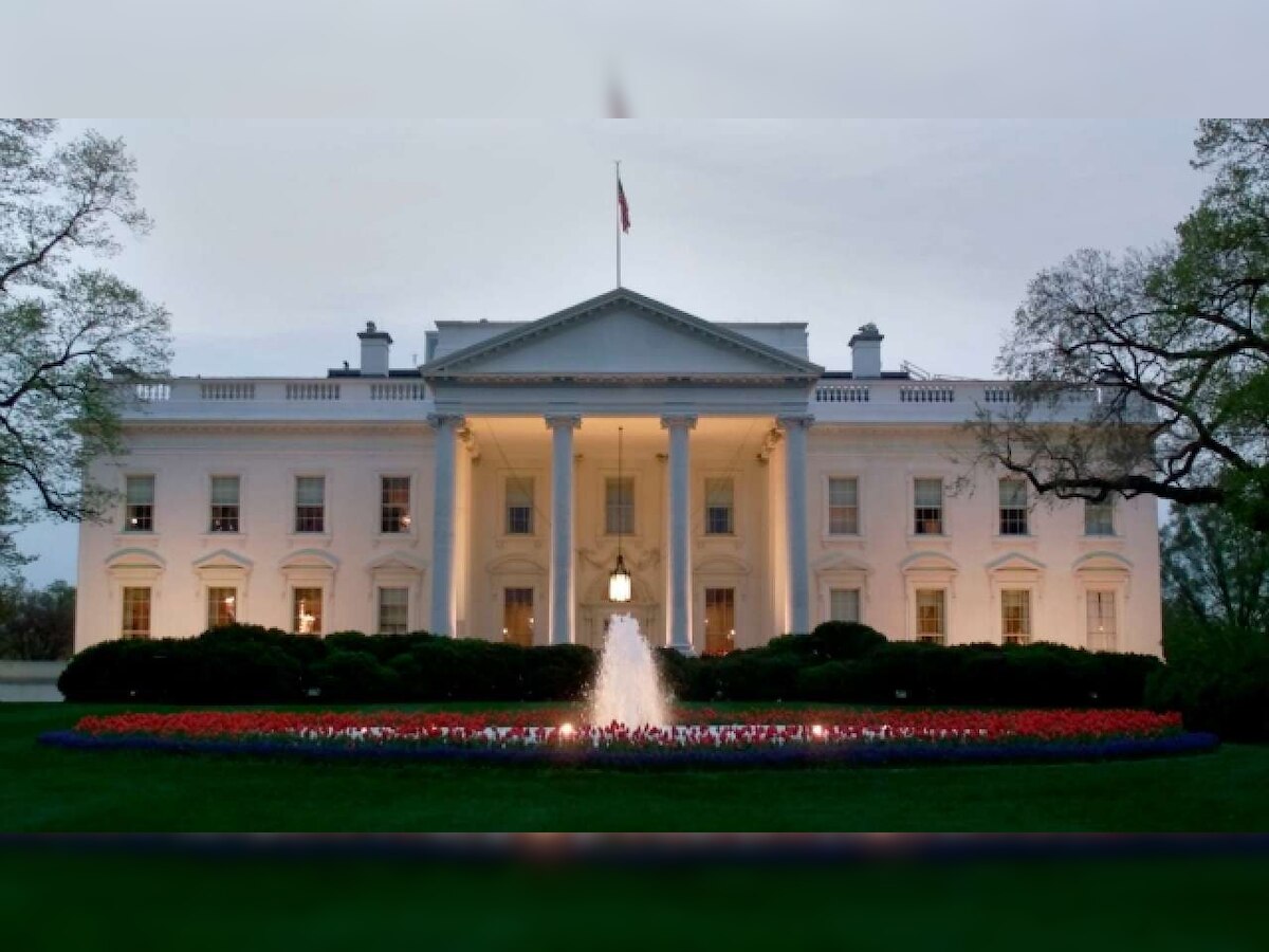 US: White House put on brief lockdown after unauthorised aircraft breaches restricted airspace