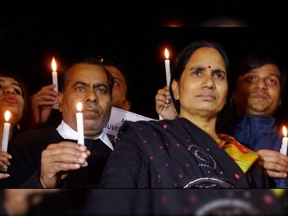 Centre forwards Nirbhaya rape convict's mercy petition to President, recommends rejection