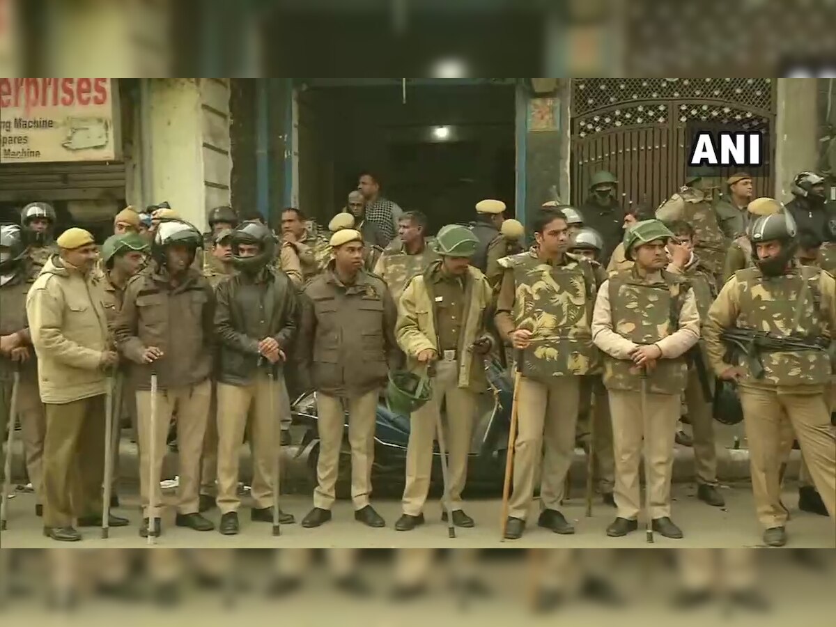 Seelampur Violence: Eight arrested, Delhi Police conducts flag march in area 