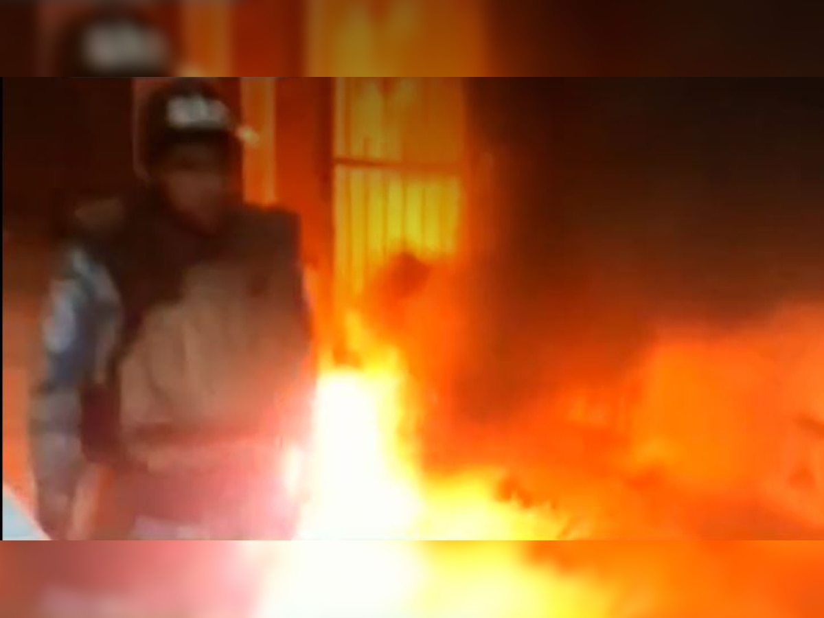 UP police releases video of anti-CAA protestors attempting to set cops on fire in Meerut