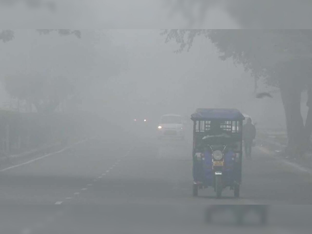 19 trains delayed due to dense fog in Northern Railway region; AQI remains in 'poor' category in Delhi