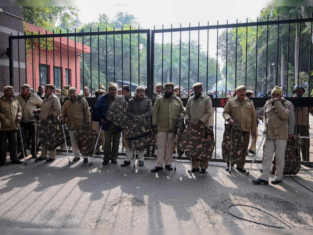 Delhi Police identifies some masked goons who attacked JNU students: Report