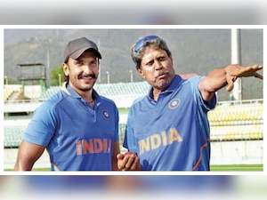 'He is full of life,  plays cricket quite well': Kapil Dev on Ranveer Singh & his experience with '83' team