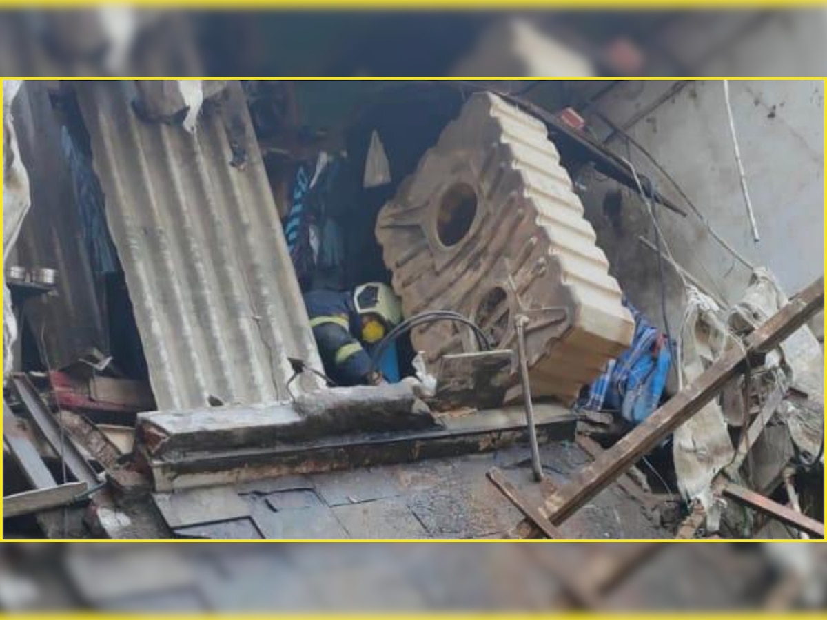 Mumbai: Several trapped after building collapses in Kandivali West; rescue operation underway