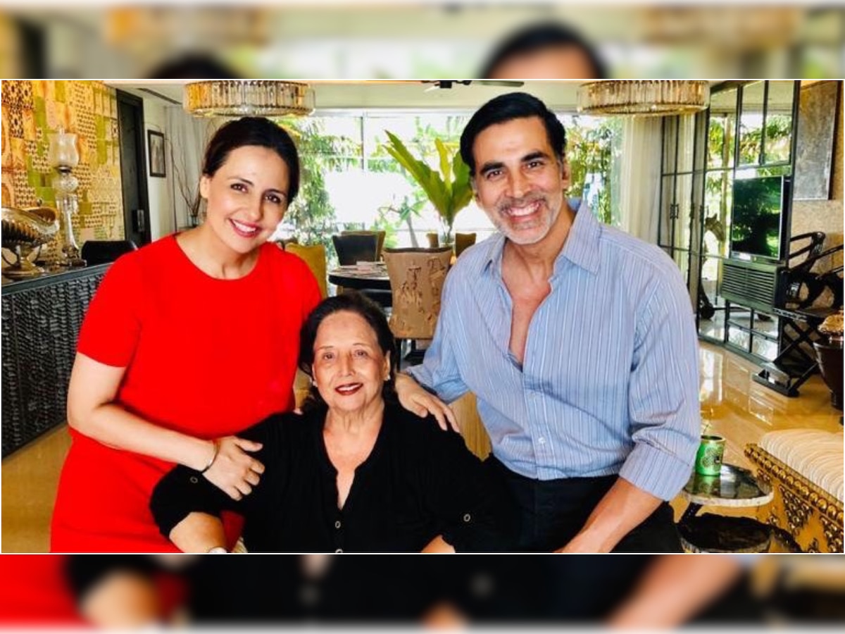 'You’re the only one whose one hand on my head can comfort me': Akshay Kumar's Mother's Day wish, see pic