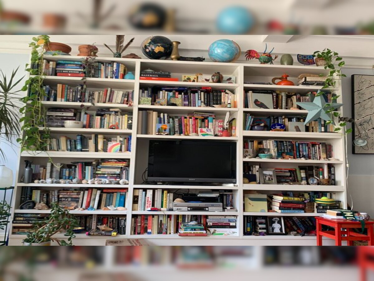 This Twitter user is asking people to spot the cat in this picture and we bet you can't find in first attempt