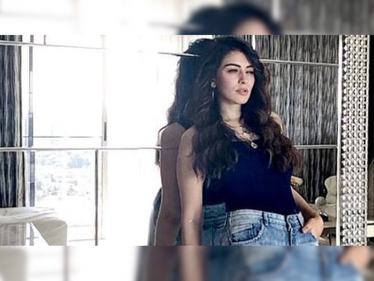 'Omg, who is he???': Hansika Motwani has sarcastic reaction to lockdown wedding rumours