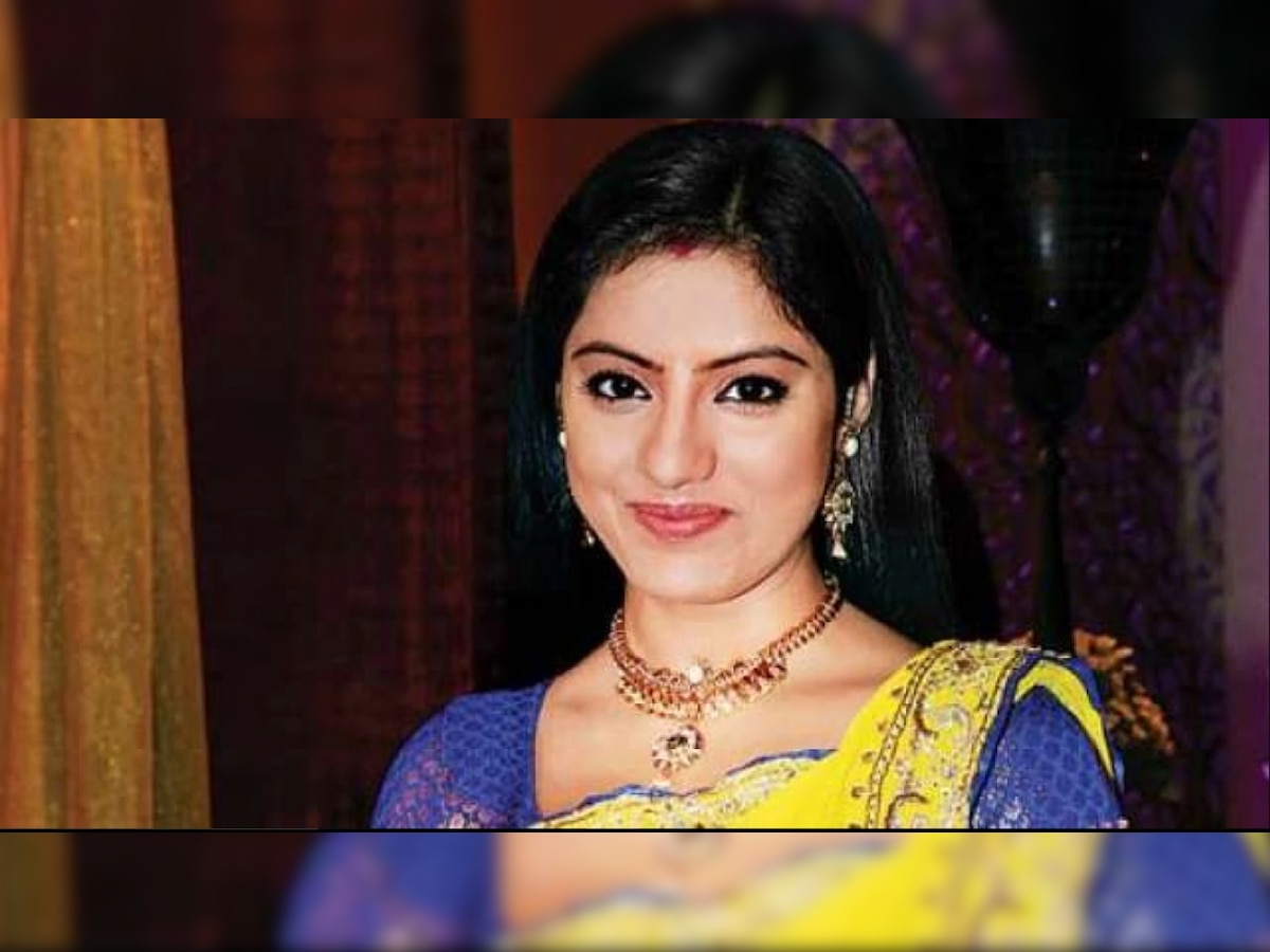 After her viral plea, Deepika Singh's coronavirus positive mother gets admission in Delhi hospital