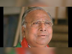 Hyderabad: Congress leader V Hanumantha Rao tests positive for COVID-19