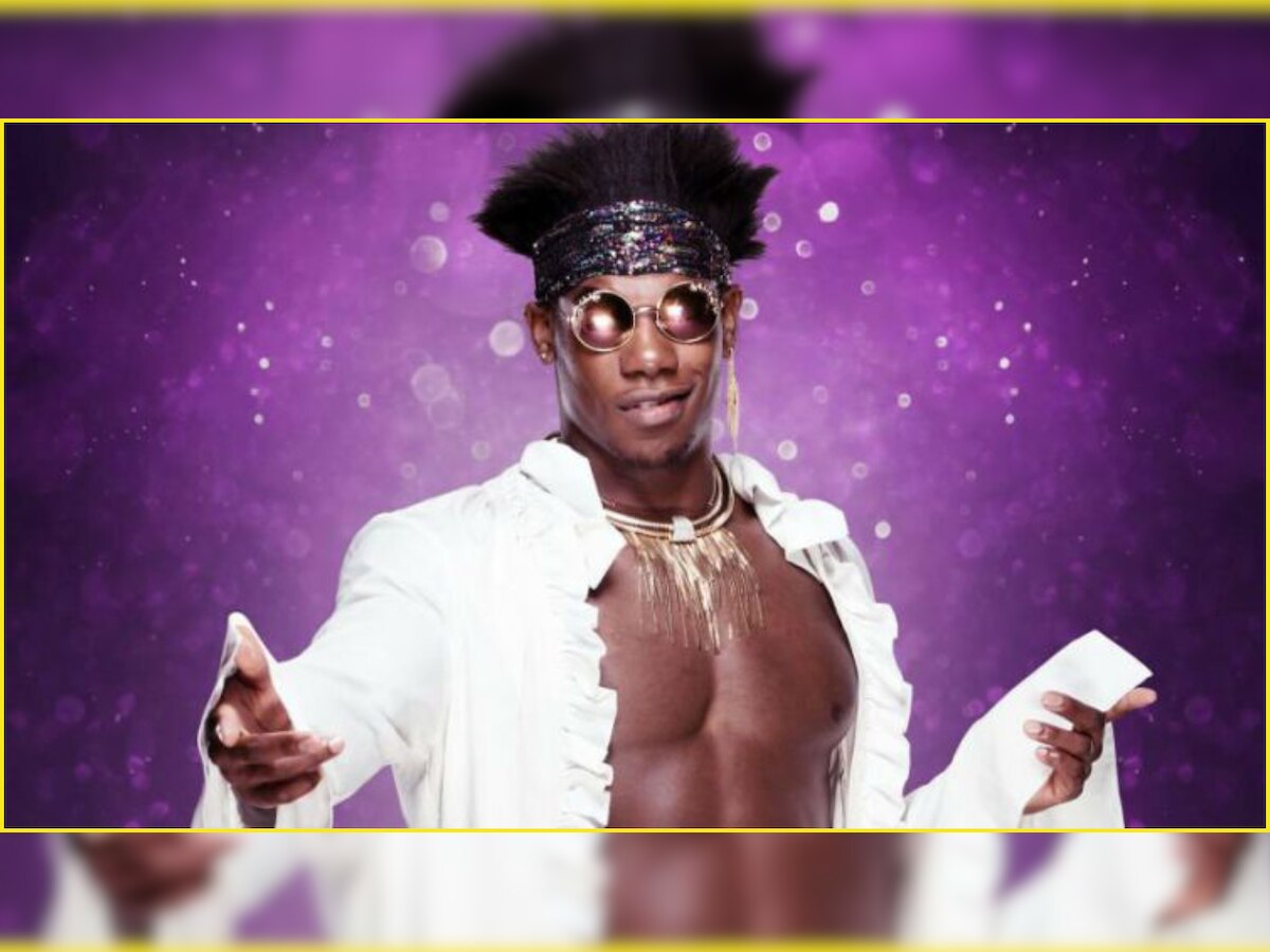 WWE: Velveteen Dream involved in a car crash