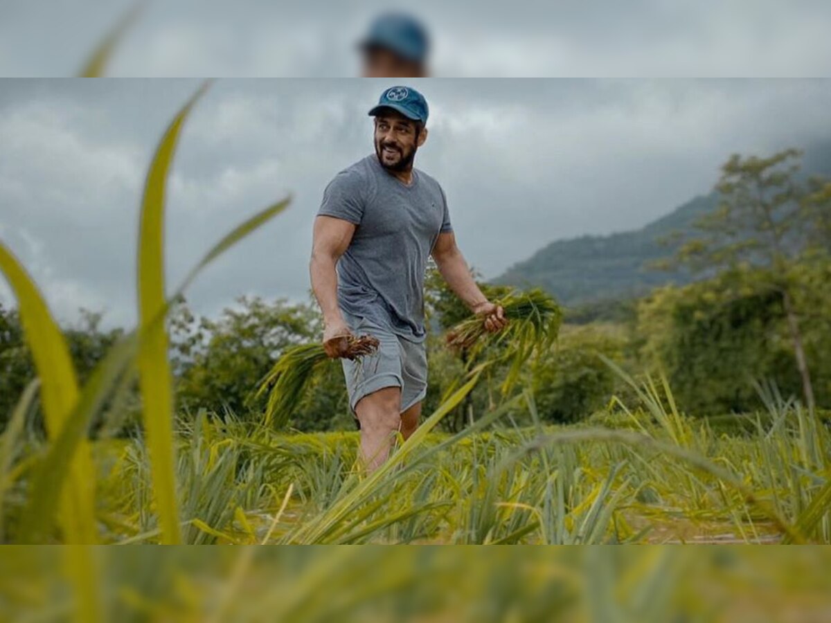 Salman Khan writes Lal Bahadur Shastri's slogan 'Jai Jawan Jai Kisan' in his latest photo 