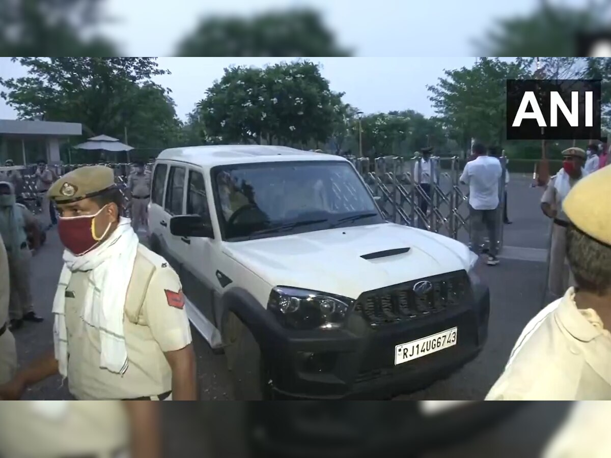 High drama at Manesar resort after Rajasthan SOG arrives to question Sachin Pilot camp MLAs 