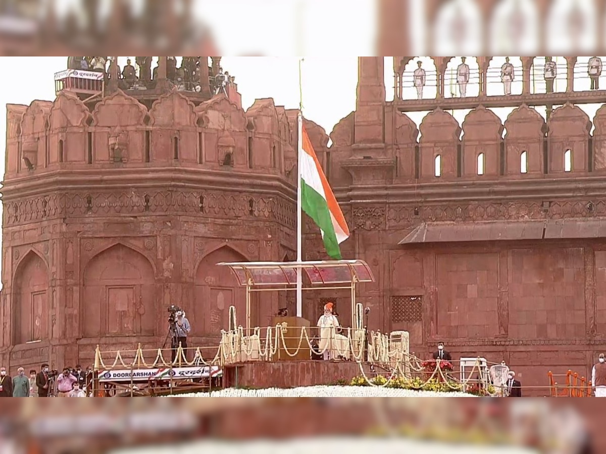 Watch: PM Modi hoists national flag on 74th Independence Day