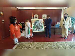 Independence Day 2020: UAE-based teacher creates portrait of Mahatma ...