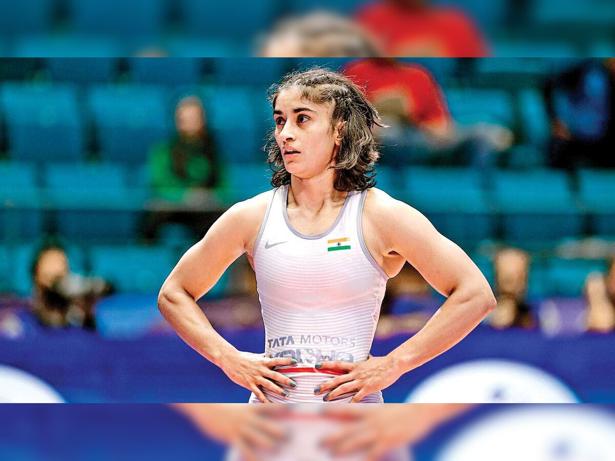 Khel Ratna winner Vinesh Phogat tests positive for COVID-19