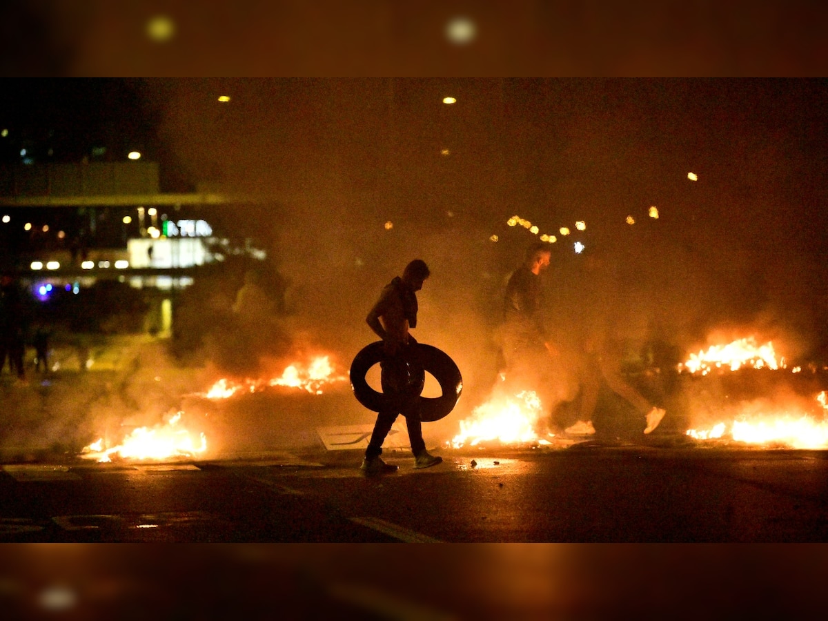 Sweden: Riots break out in Malmo after right-wing activists engage in 'anti-Islamic' activities