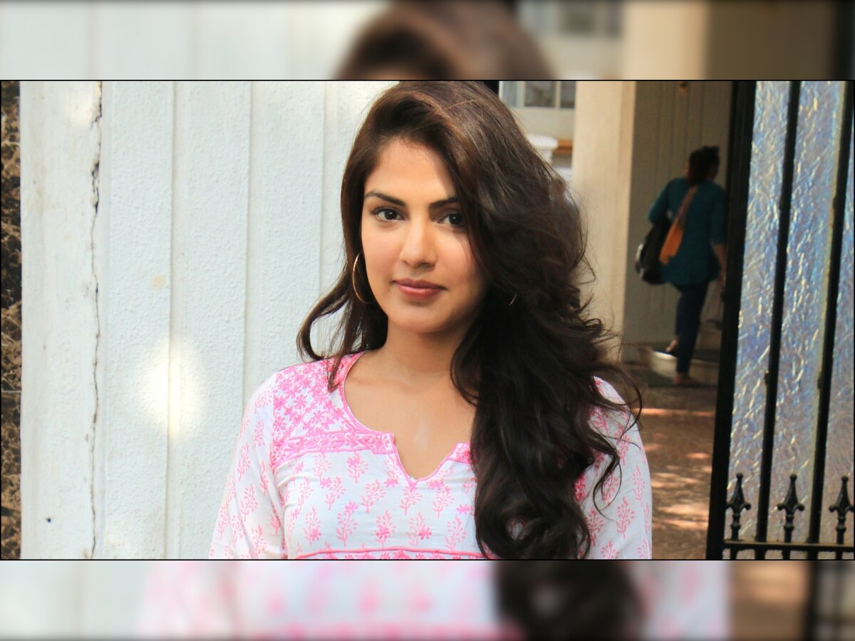 CBI continues to grill Rhea Chakraborty, Mumbai Police grants her protection on probe agency's request