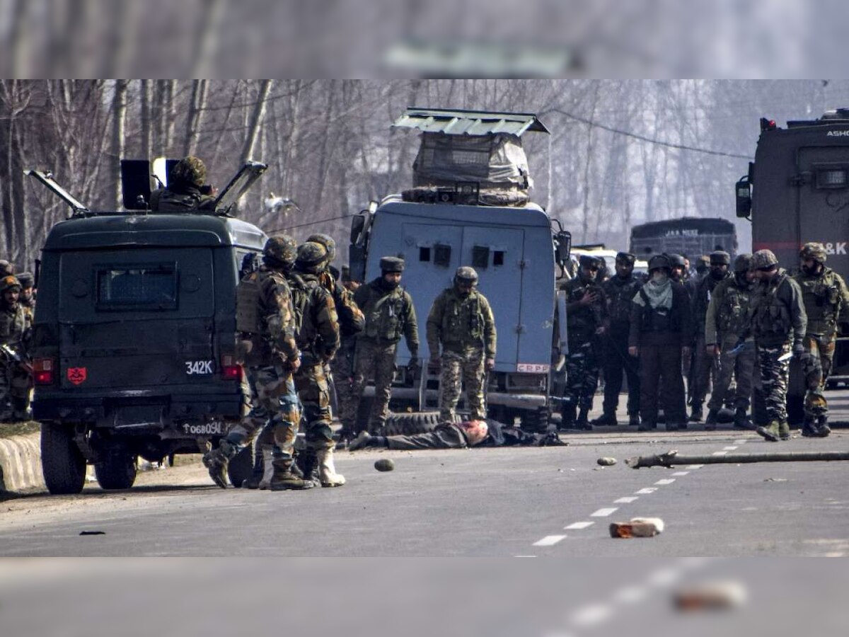 Srinagar: Three terrorists gunned down, one policeman martyred in encounter