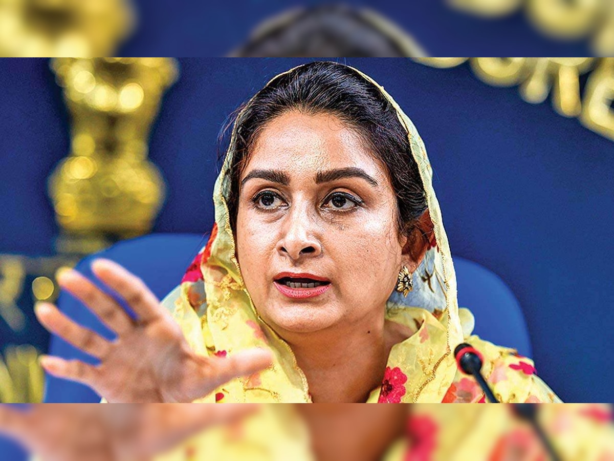 President Kovind accepts Harsimrat Kaur's resignation; BJP alleges she resigned under pressure