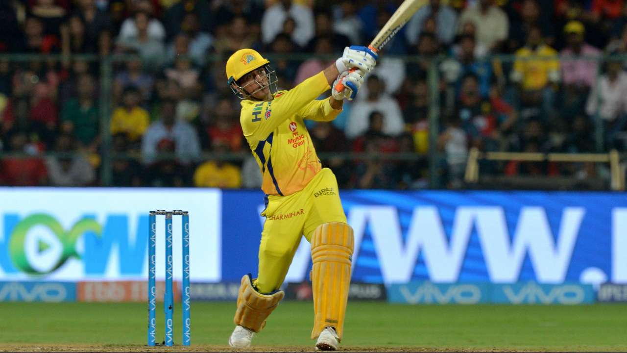Dhoni 666 | CSK fans go gaga over MS Dhoni's hattrick of sixes vs RR in IPL  2020 clash - WATCH | Cricket News