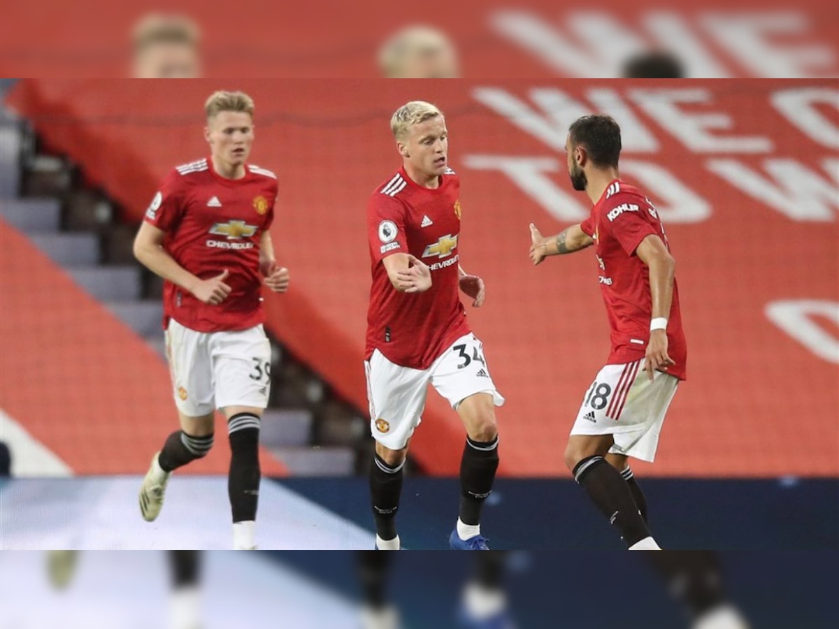 Manchester United bounce back after Premier League loss, beat Luton in Carabao League Cup