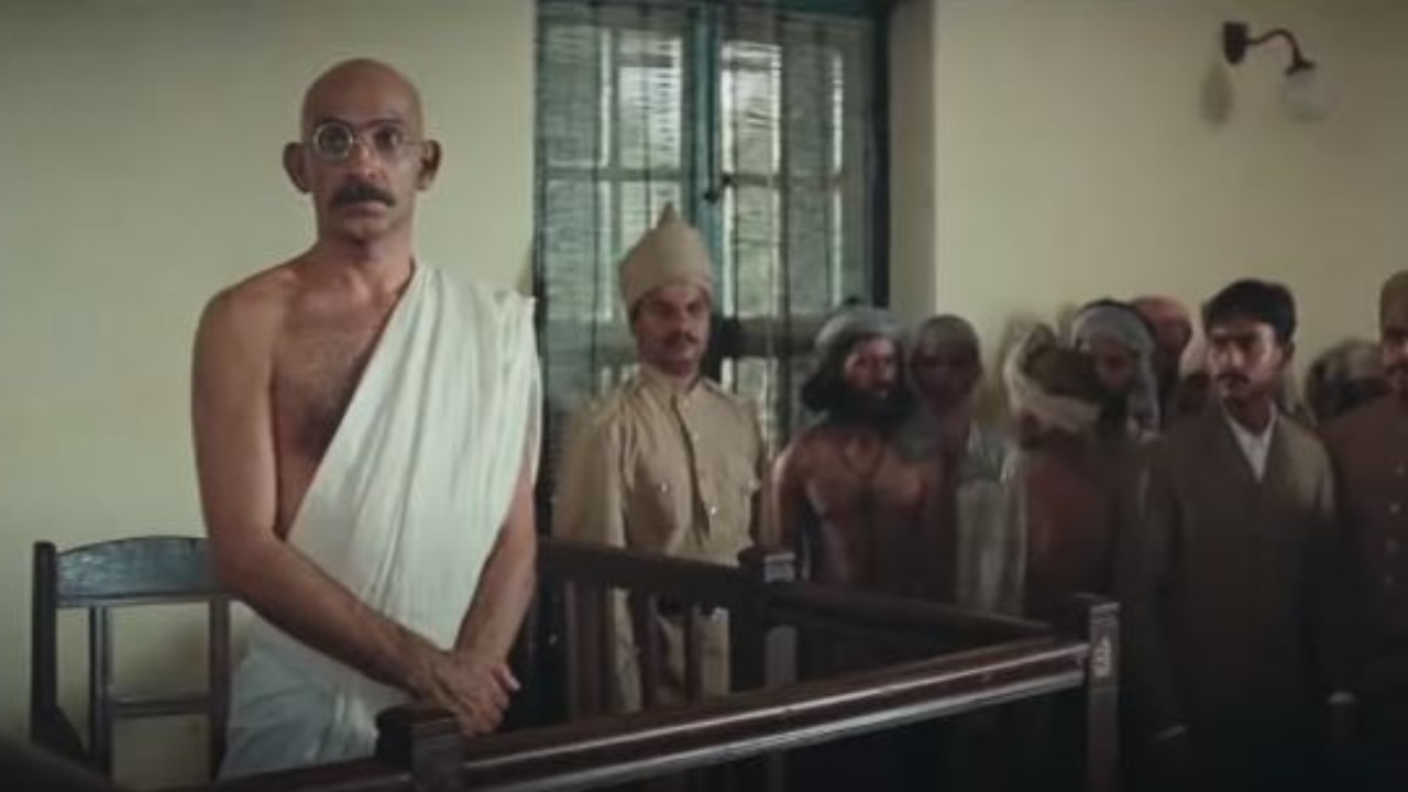 Gandhi (1982)