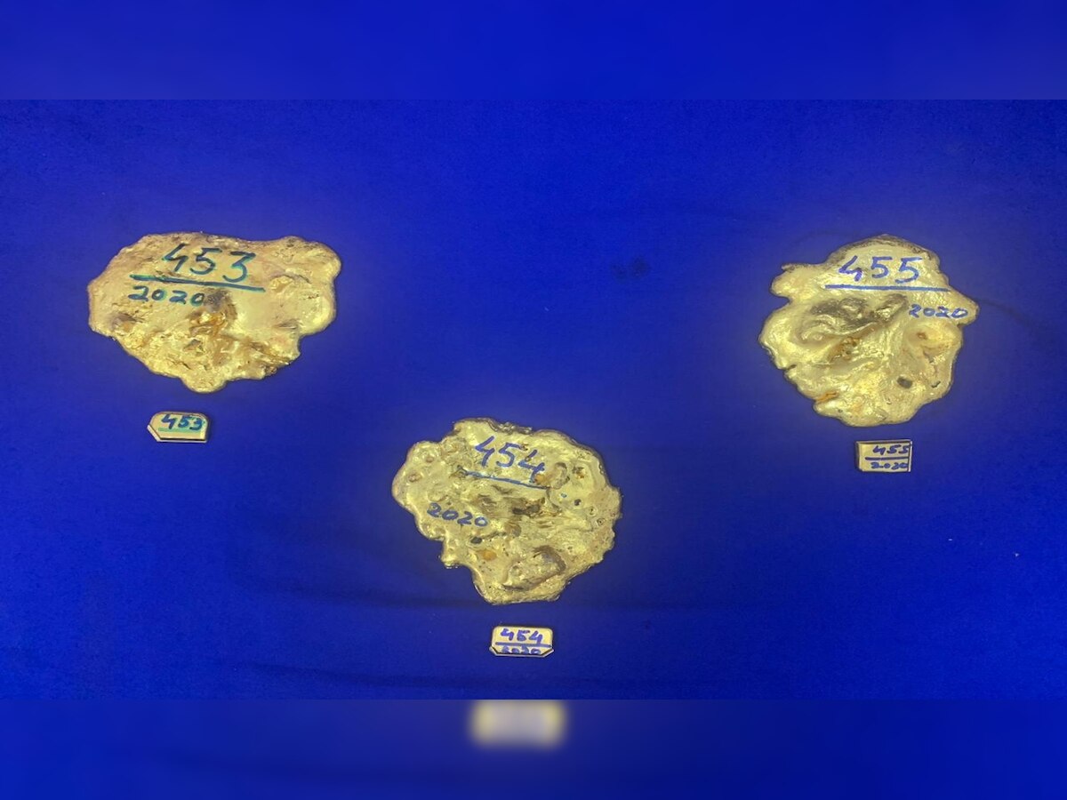 Chennai: Customs seizes 2.88 kg gold worth Rs 1.32 crore, 3 arrested 