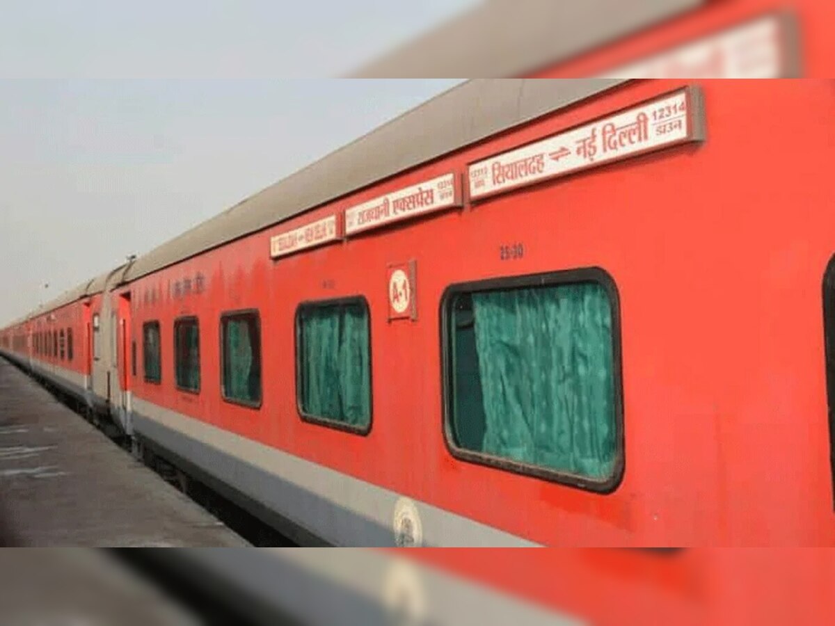 Railways gearing up to remove pantry cars from trains?