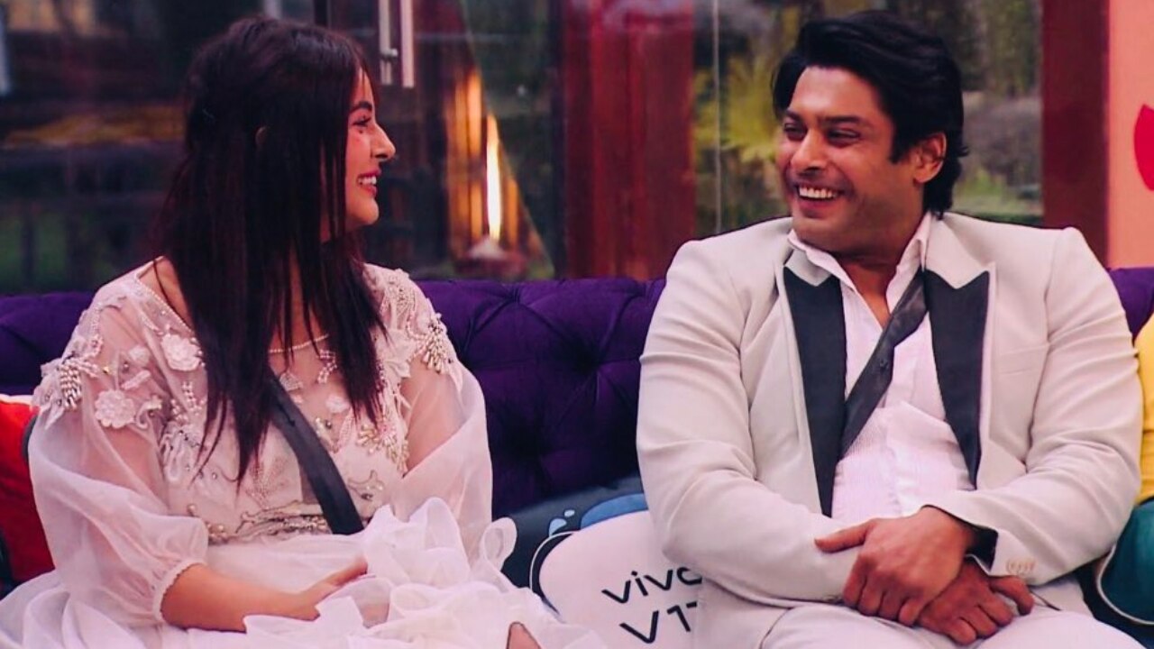 Bigg Boss 14 Sidharth Shukla says I have a girlfriend at home