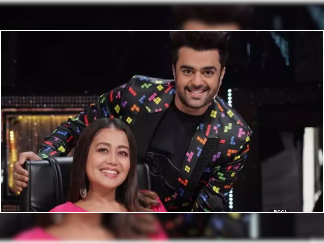 'Nehu Da Vyah': Neha Kakkar poses with Maniesh Paul during her wedding  reception with Rohanpreet Singh; pic inside
