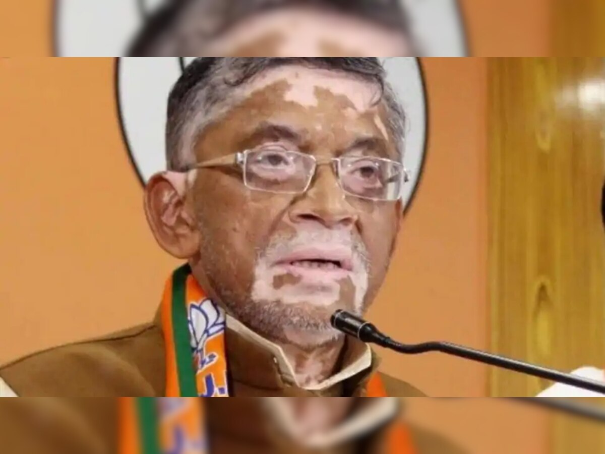 Labour Minister Santosh Gangwar's wife, 6 family members corona positive