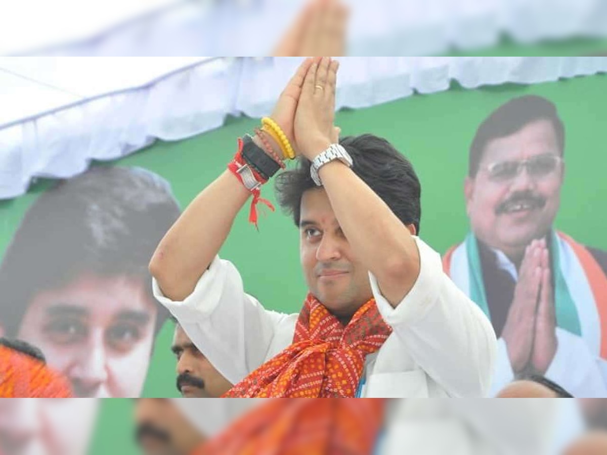 Watch: In a slip of tongue, BJP's Jyotiraditya Scindia appeals people to 'vote for hand' in MP bypolls