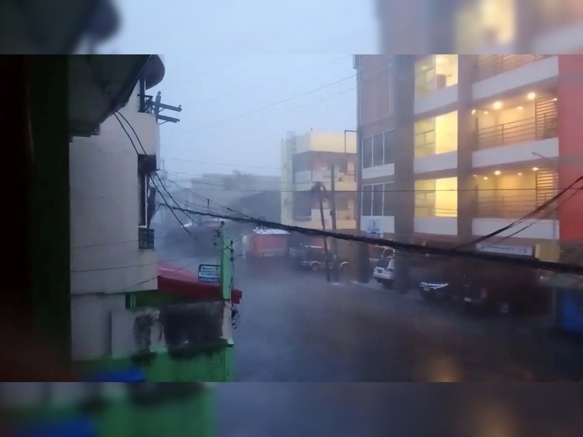 Strongest storm of the year, super cyclone Goni weakens as it crosses Philippines killing 4