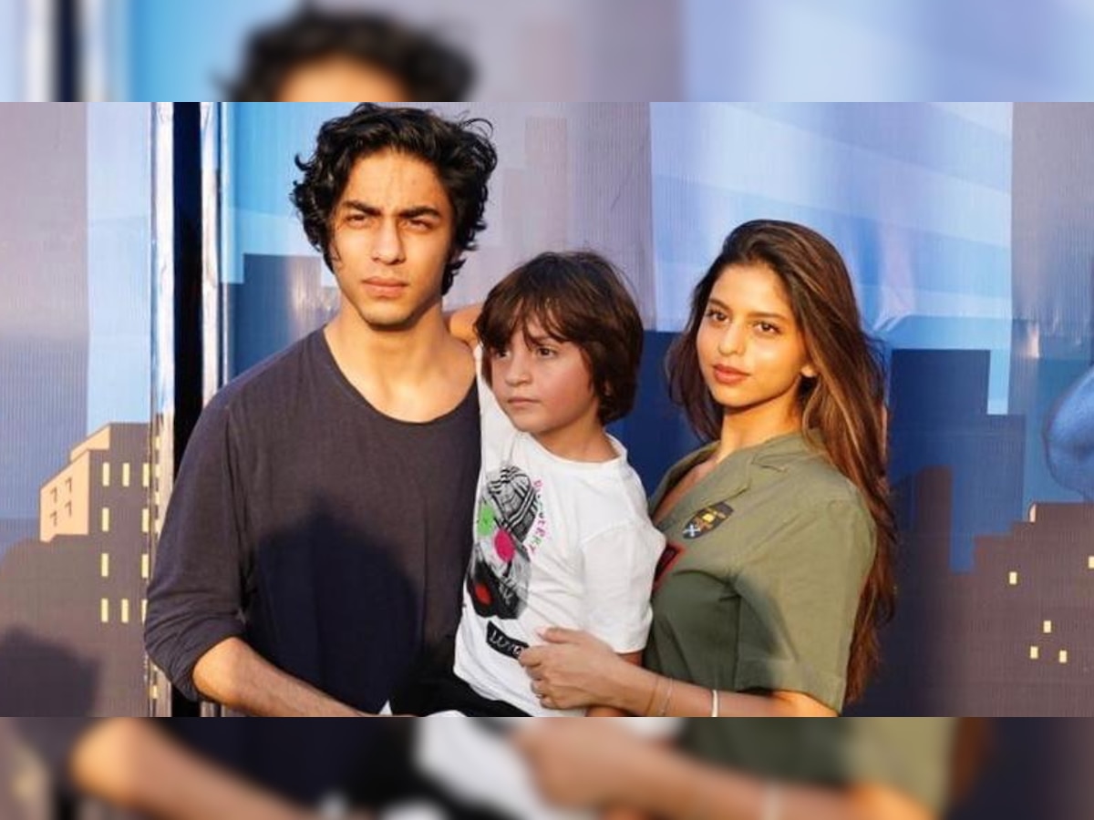 Aryan Khan shows his rare smile in a selfie with sister Suhana Khan; photo inside