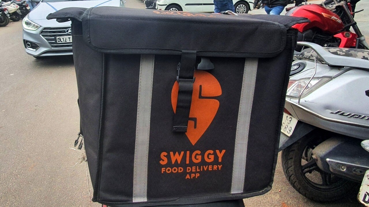 Top 142+ Swiggy Bag - 3tdesign.edu.vn