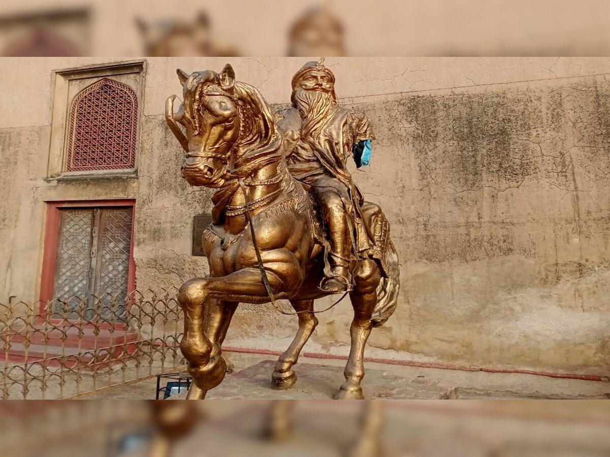 Maharaja Ranjit Singh's statue vandalised in Lahore, one teenager arrested