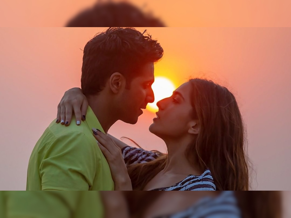 Varun Dhawan and Sara Ali Khan starrer 'Coolie No 1' to get theatrical release too?