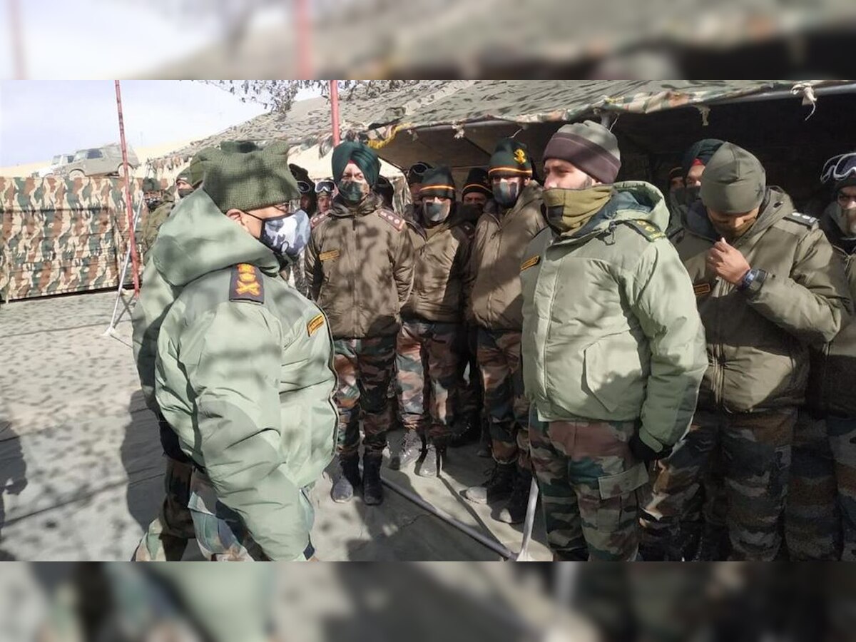 Army chief General MM Naravane visits forward areas in Ladakh, reviews situation along LAC