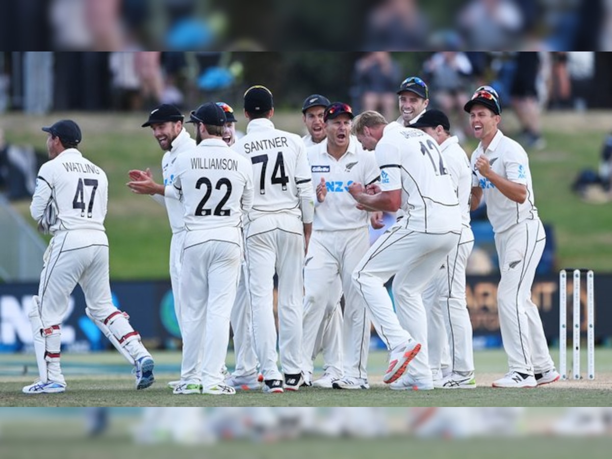 New Zealand win Bay Oval Test by 101 runs and become No.1 side in world after Pakistan suffer dramatic collapse