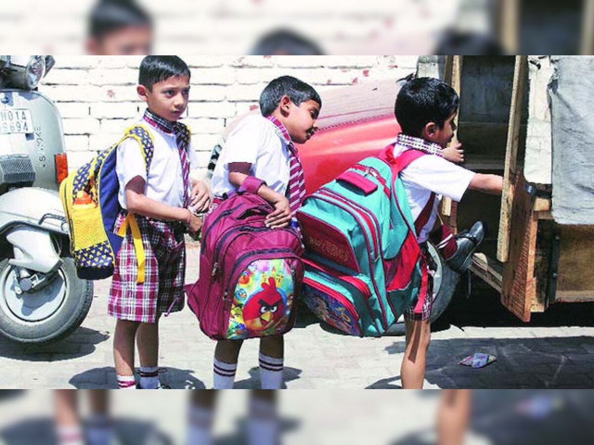 Delhi govt asks schools to implement new school bag policy, caps bag's