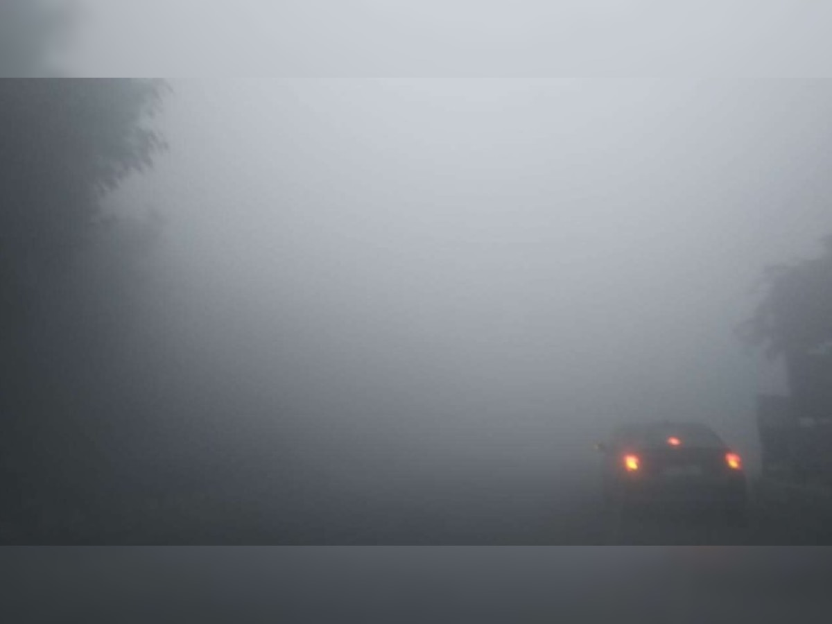 Poor visibility in Delhi-NCR due to dense fog, AQI turns 'severe' too