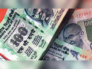 FACT CHECK: Old Rs 100 notes going out of circulation by March? Here's what RBI said
