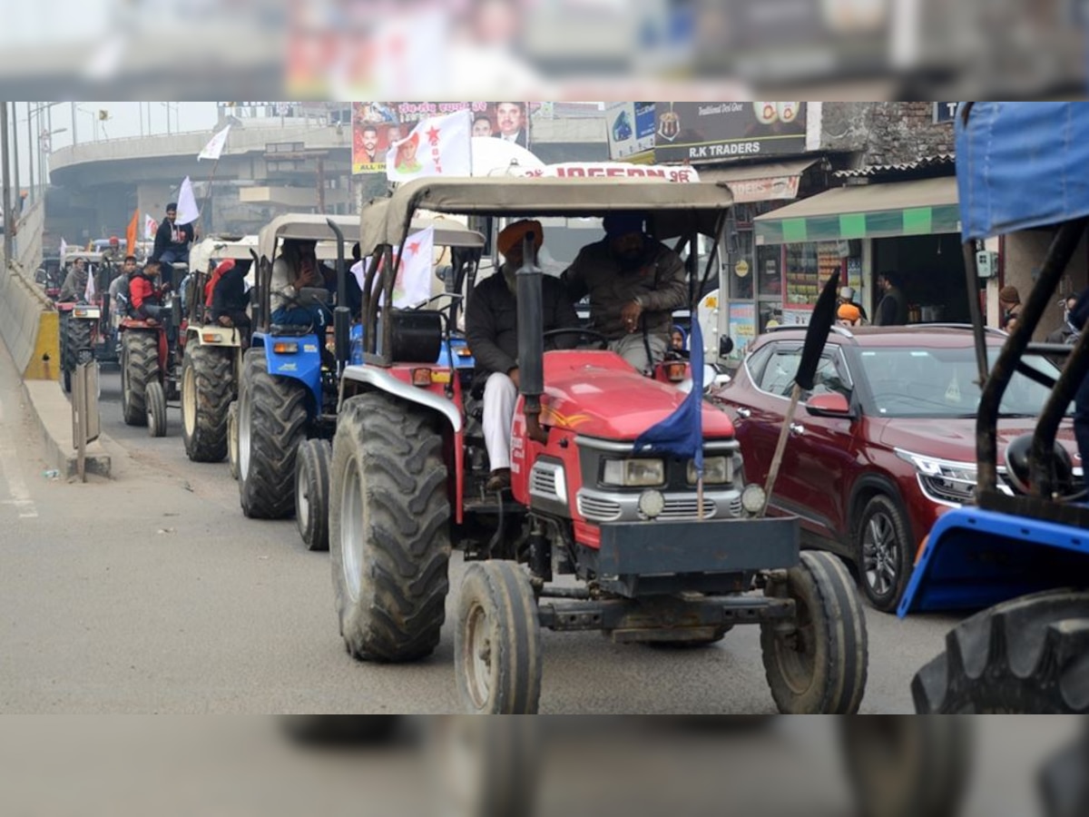 Preparations underway for farmers' tractor rally on Republic Day