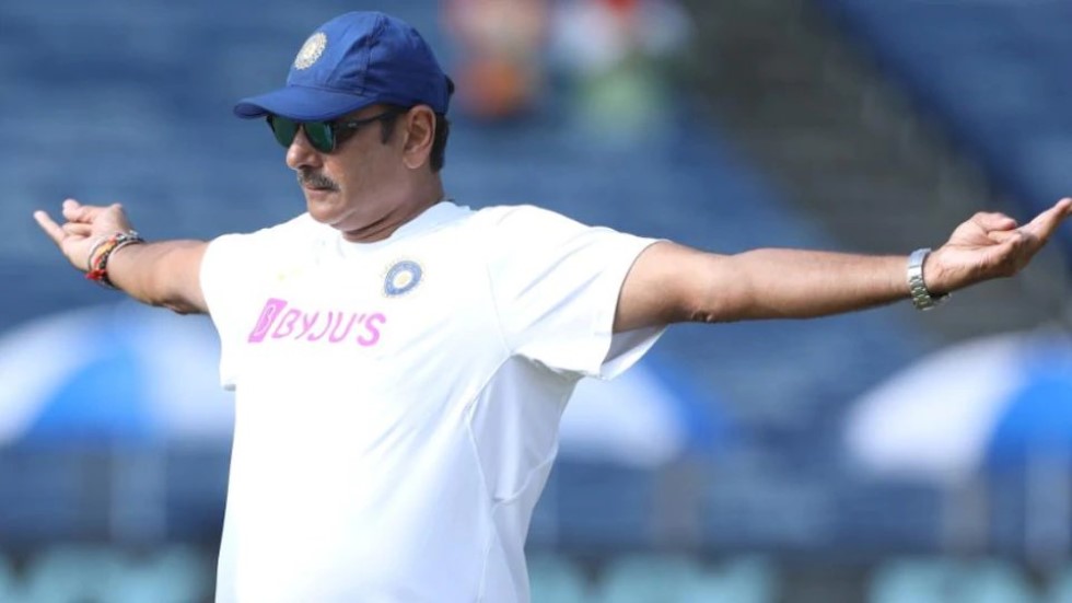 'Main nimbu paani piyun, ya milk and honey...' Ravi Shastri jokes about hilarious memes on him 'Main nimbu paani piyun, ya milk and honey...' Ravi Shastri jokes about hilarious memes on him