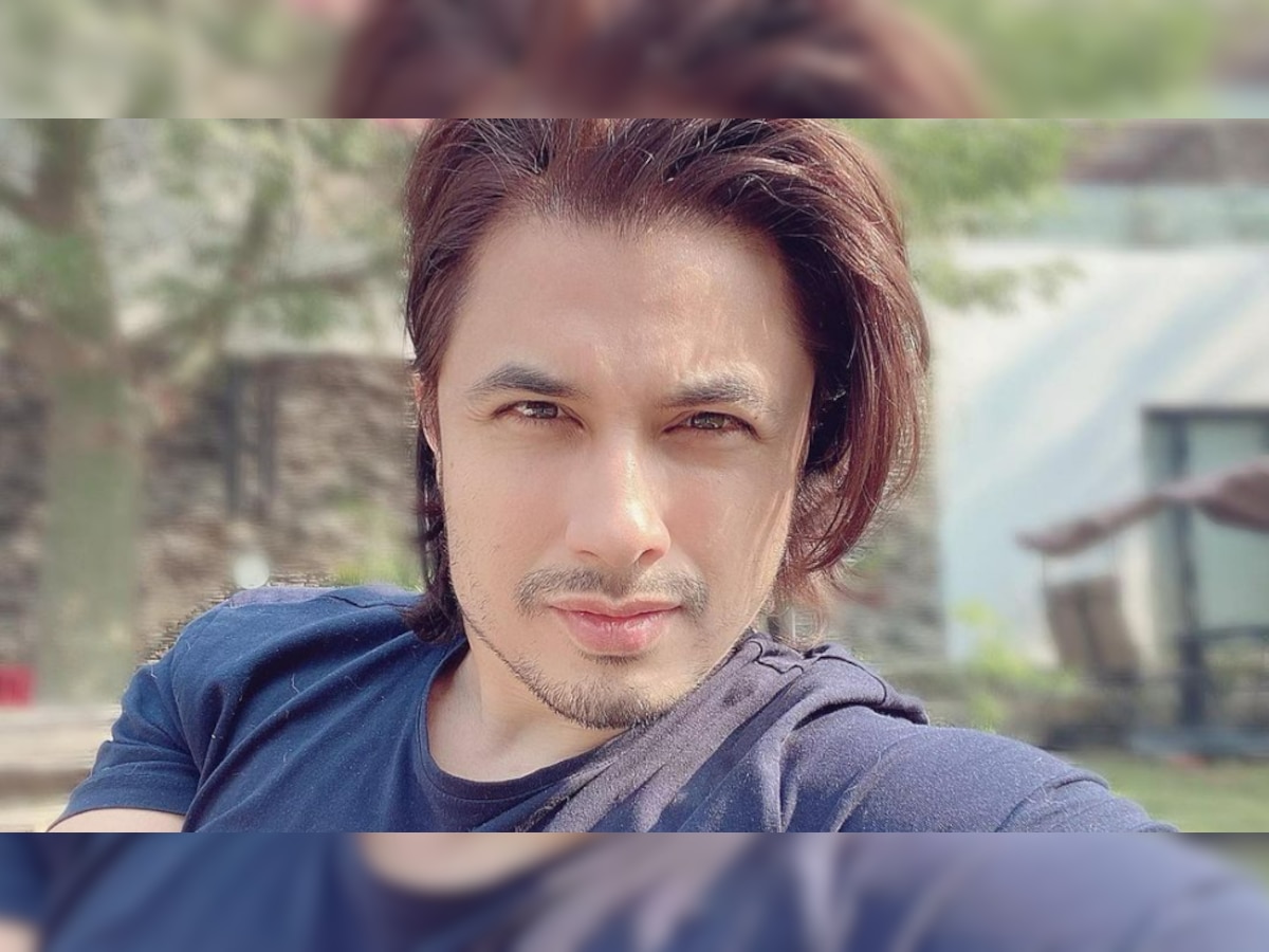 Singer faces three-year jail term in 'criminal defamation' against Ali Zafar