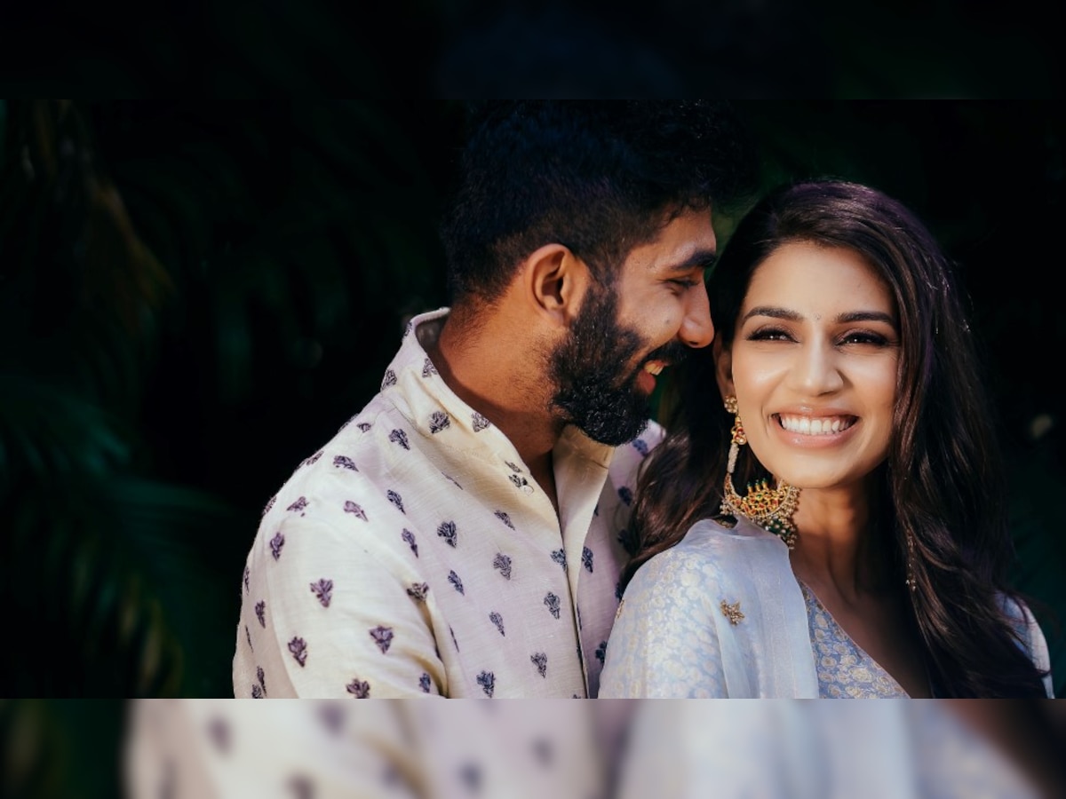 Watch: Jasprit Bumrah dances with wife Sanjana Ganesan in sangeet ceremony in a viral video