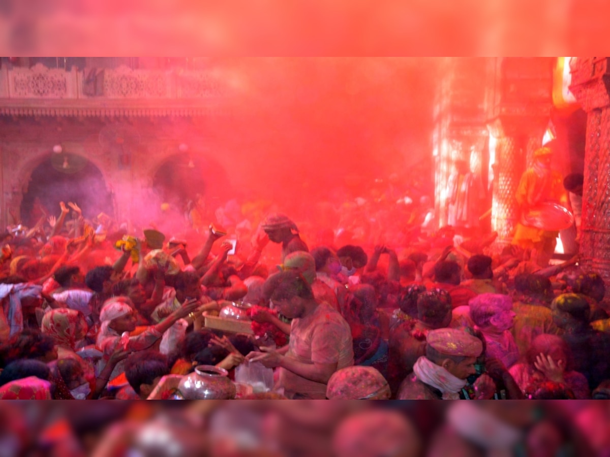 Happy Holi 2021: WhatsApp messages, wishes, greetings, quotes to send to your loved ones on this joyous festival