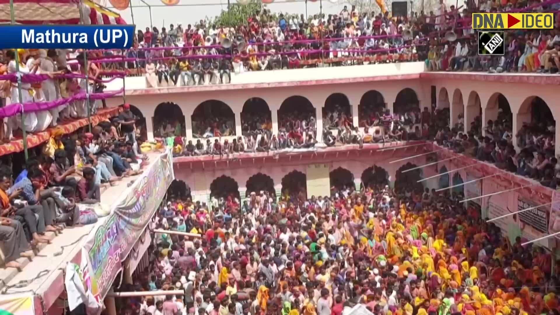 Watch ‘Kapda Faad’ Holi celebrations in UP's Mathura
