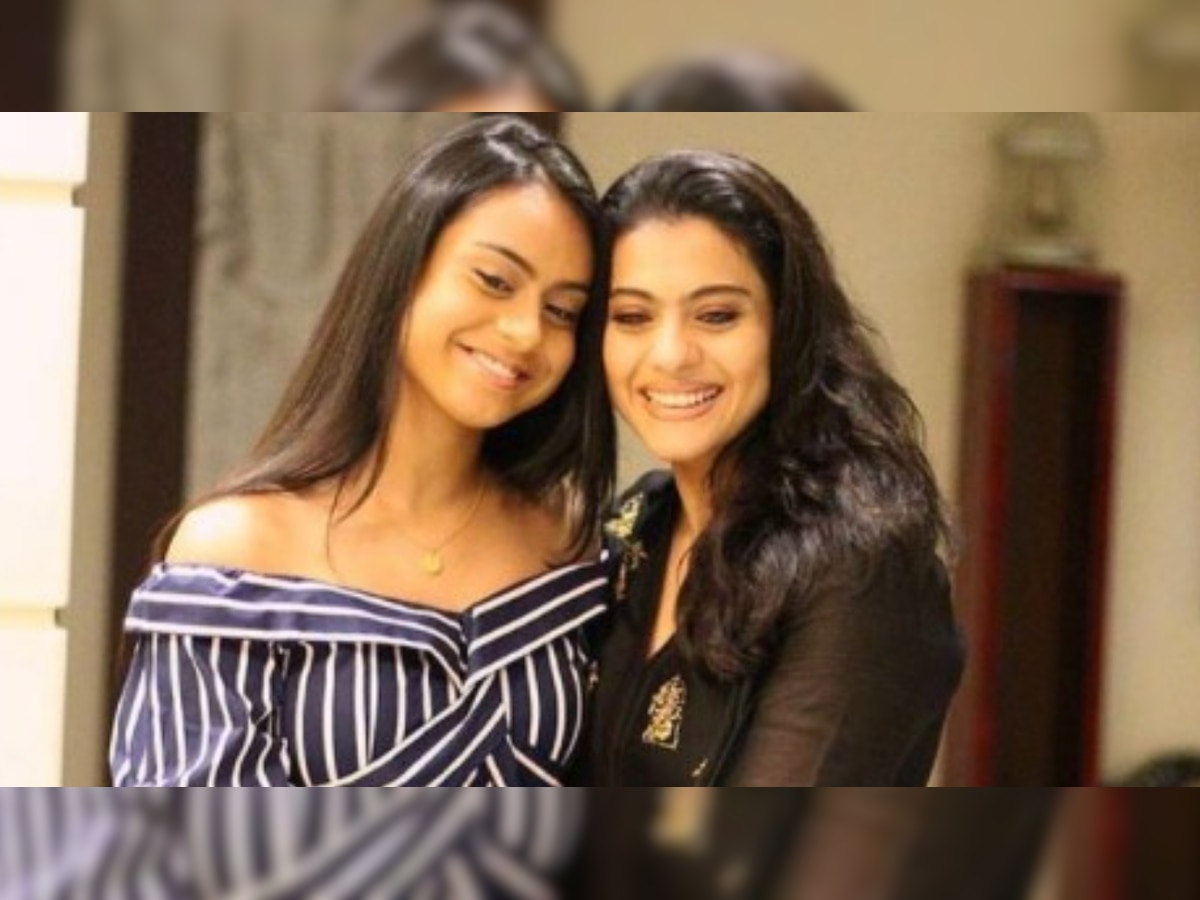 Kajol-Ajay Devgn's daughter Nysa Devgn flaunts washboard abs, pic goes VIRAL