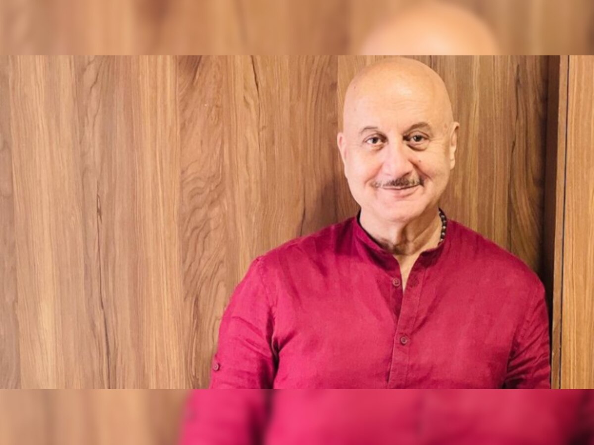 Amid COVID-19 surge, Anupam Kher posts a message of hope, urges fans to see 'light despite all of the darkness'